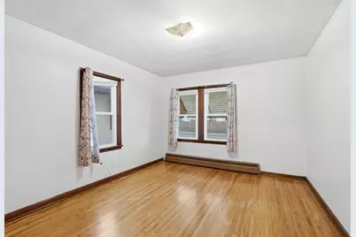 227 Maryland Avenue W, Saint Paul, MN 55117 - Photo 13