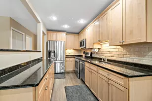 12315 Oak Leaf Ct, Burnsville, MN 55337 - Photo 11