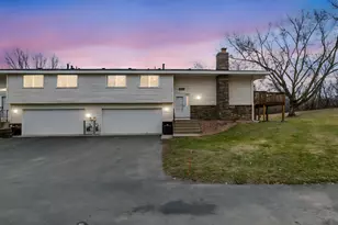 12315 Oak Leaf Ct, Burnsville, MN 55337 - Photo 3