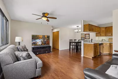 7515 Vinewood Court N, Maple Grove, MN 55311 - Photo 5