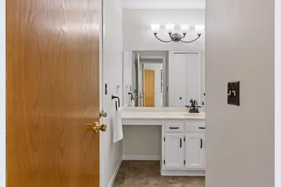 7515 Vinewood Court N, Maple Grove, MN 55311 - Photo 25