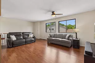 7515 Vinewood Ct N, Maple Grove, MN 55311 - Photo 7