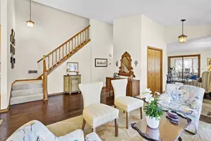 2540 Sumac Cir, White Bear Lake, MN 55110 - Photo 7