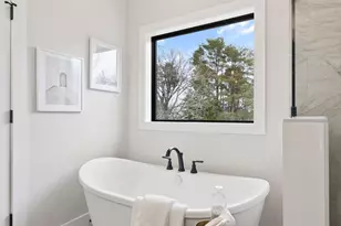 3916 Mcmenemy St, Vadnais Heights, MN 55127 - Photo 17