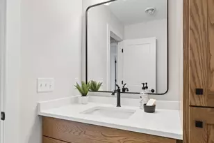 3916 Mcmenemy St, Vadnais Heights, MN 55127 - Photo 35