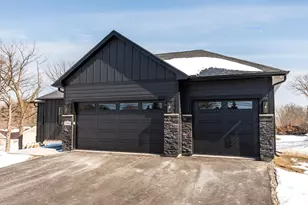 3916 Mcmenemy St, Vadnais Heights, MN 55127 - Photo 39