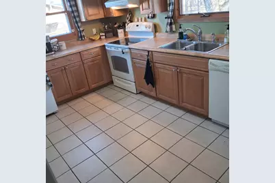 912 3rd Street NE, Roseau, MN 56751 - Photo 5