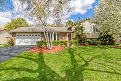 9644 107th Avenue N, Maple Grove, MN 55369 - Photo 1
