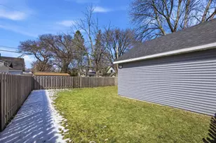 429 7th St S, Moorhead, MN 56560 - Photo 43