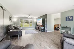 404 Drier St, Durand, WI 54736 - Photo 11