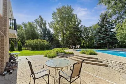 240 Cottonwood Drive, Vadnais Heights, MN 55127 - Photo 69