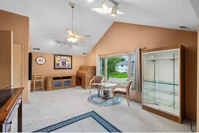 240 Cottonwood Drive, Vadnais Heights, MN 55127 - Photo 51