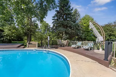 240 Cottonwood Drive, Vadnais Heights, MN 55127 - Photo 67