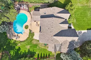 240 Cottonwood Dr, Vadnais Heights, MN 55127 - Photo 81