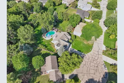 240 Cottonwood Drive, Vadnais Heights, MN 55127 - Photo 73