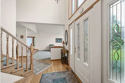 240 Cottonwood Drive, Vadnais Heights, MN 55127 - Photo 9