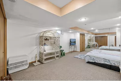 240 Cottonwood Drive, Vadnais Heights, MN 55127 - Photo 55