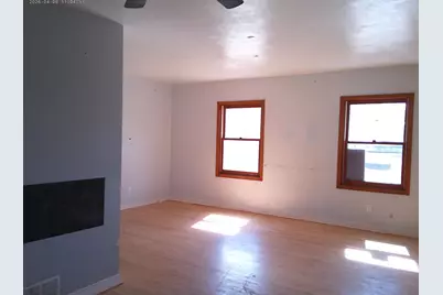 905 Golf Avenue SW, Pine City, MN 55063 - Photo 7