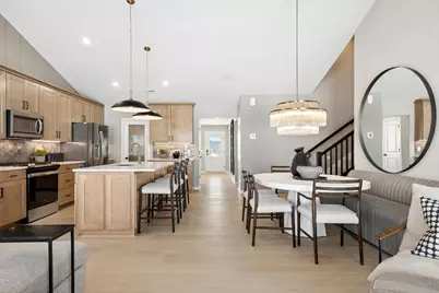1663 Lund Way, Shakopee, MN 55379 - Photo 1