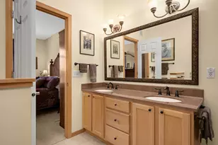 7988 Autumn Ridge Way, Chanhassen, MN 55317 - Photo 21