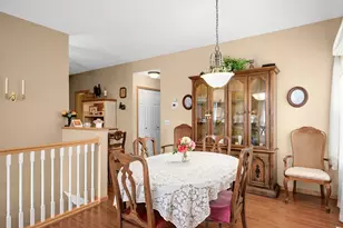 7988 Autumn Ridge Way, Chanhassen, MN 55317 - Photo 9