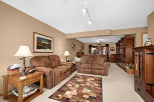 7988 Autumn Ridge Way, Chanhassen, MN 55317 - Photo 25