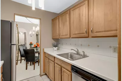 179 Little Canada Road E #327, Little Canada, MN 55117 - Photo 9