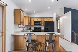 551 3rd St S, Winsted, MN 55395 - Photo 5