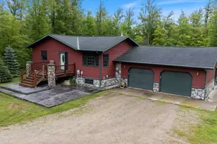 21666 Bay Port Pl, Cohasset, MN 55721 - Photo 1