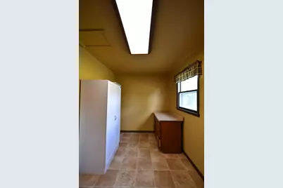581 2nd Avenue E, Zumbrota, MN 55992 - Photo 9