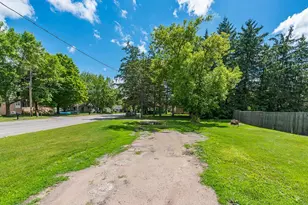 1303 S 8th St, Brainerd, MN 56401 - Photo 33