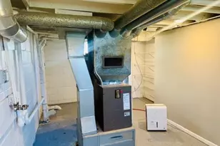 316 Lawrence St, Marshall, MN 56258 - Photo 11