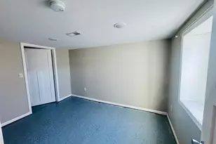 316 Lawrence St, Marshall, MN 56258 - Photo 9