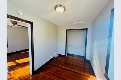 316 Lawrence Street, Marshall, MN 56258 - Photo 7