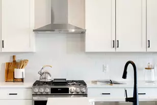 10924 Lower 37th St Ct N, Lake Elmo, MN 55042 - Photo 13