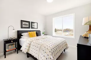 10924 Lower 37th St Ct N, Lake Elmo, MN 55042 - Photo 25