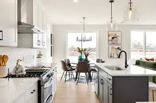 10924 Lower 37th St Ct N, Lake Elmo, MN 55042 - Photo 15