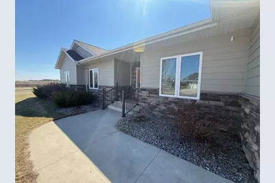 906 Sunrise Boulevard, Redwood Falls, MN 56283 - Photo 11