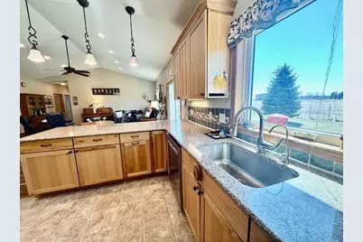 906 Sunrise Boulevard, Redwood Falls, MN 56283 - Photo 27