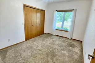 906 Sunrise Blvd, Redwood Falls, MN 56283 - Photo 35
