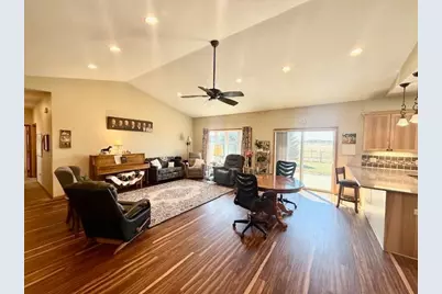 906 Sunrise Boulevard, Redwood Falls, MN 56283 - Photo 21