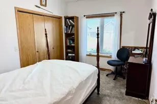 906 Sunrise Blvd, Redwood Falls, MN 56283 - Photo 29