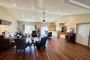 906 Sunrise Blvd, Redwood Falls, MN 56283 - Photo 13