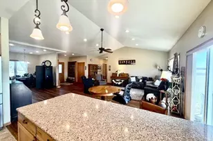 906 Sunrise Blvd, Redwood Falls, MN 56283 - Photo 29