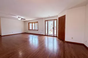 8254 Hearthside Rd S, Cottage Grove, MN 55016 - Photo 3