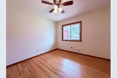 8254 Hearthside Road S, Cottage Grove, MN 55016 - Photo 9