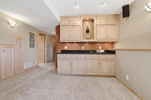 592 Vicki Ln, Shoreview, MN 55126 - Photo 35