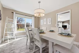 592 Vicki Ln, Shoreview, MN 55126 - Photo 17