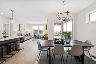 12439 Drayton Trl, Apple Valley, MN 55124 - Photo 11