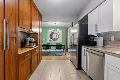 2513 Blomquist Avenue, White Bear Lake, MN 55110 - Photo 9